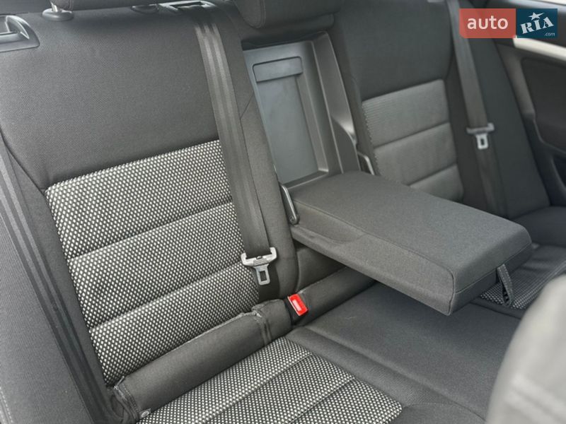 Універсал Skoda Octavia 2008 в Запоріжжі