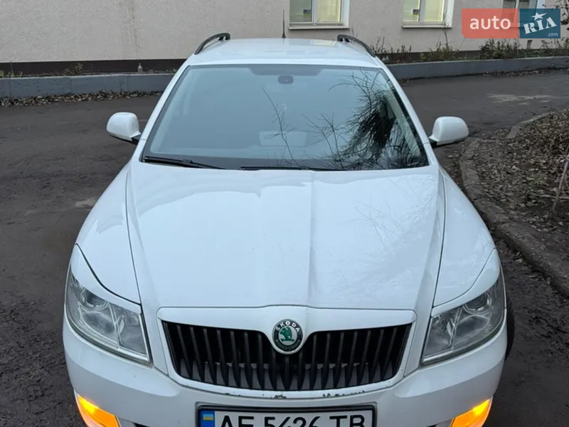 Skoda Octavia 2011 VIN TMBCT61ZXC2054760 фото оголошення 13 з 50