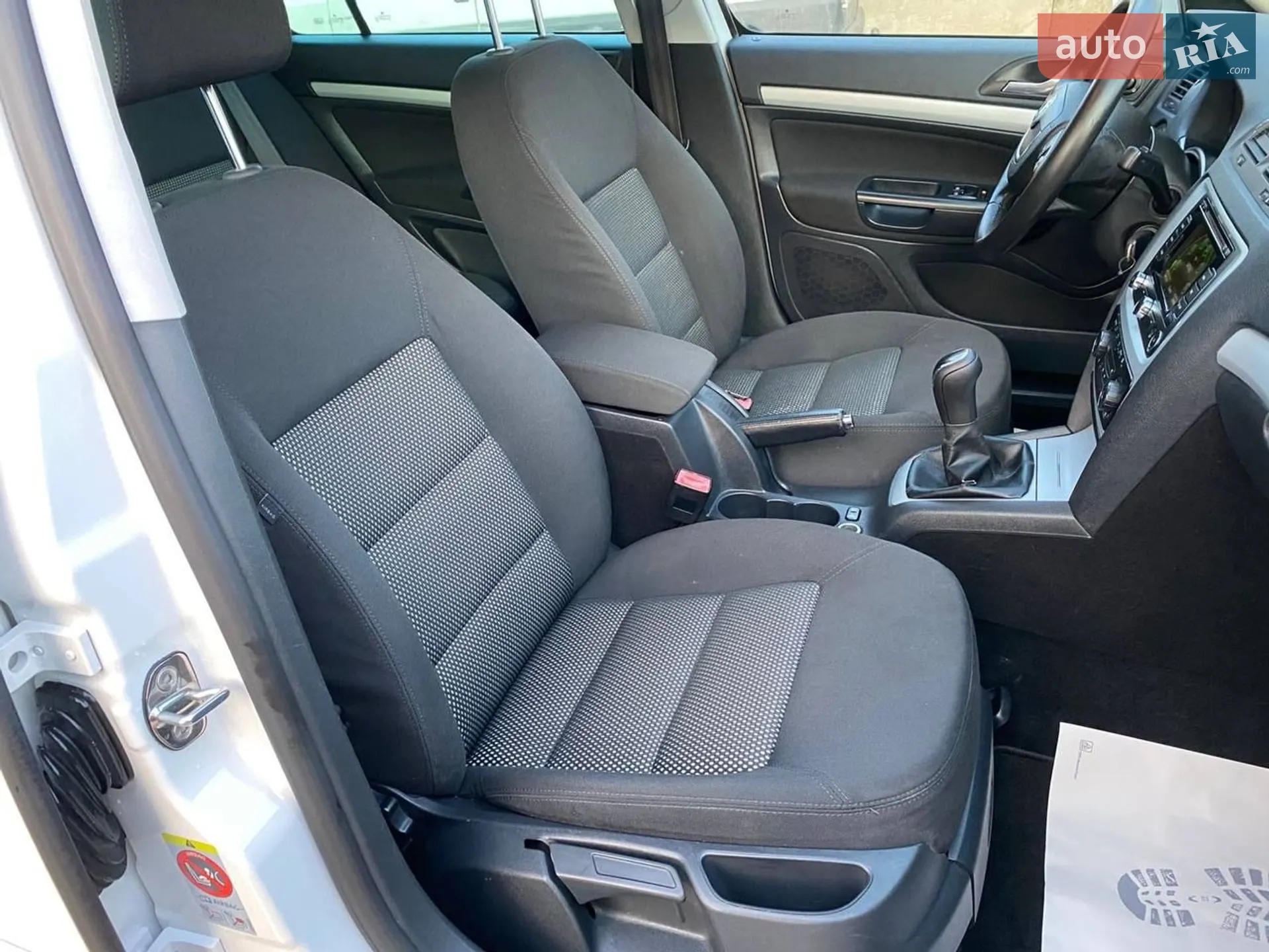 2011 Skoda Octavia - мініатюра 33