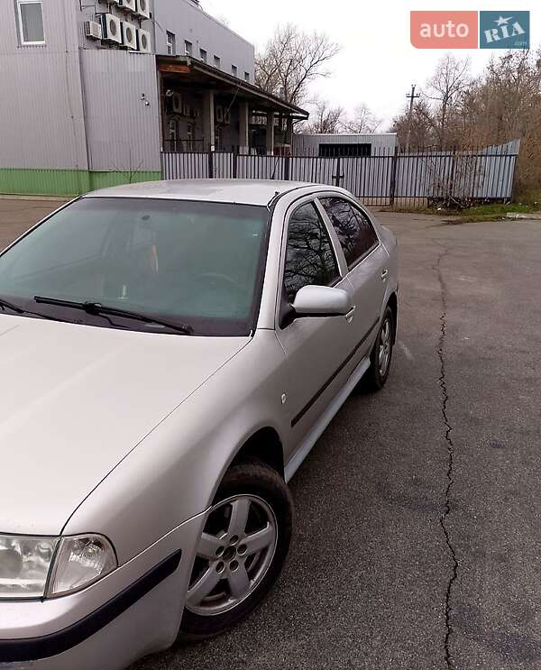 Skoda Octavia 2000