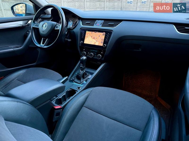 Універсал Skoda Octavia 2018 в Ужгороді
