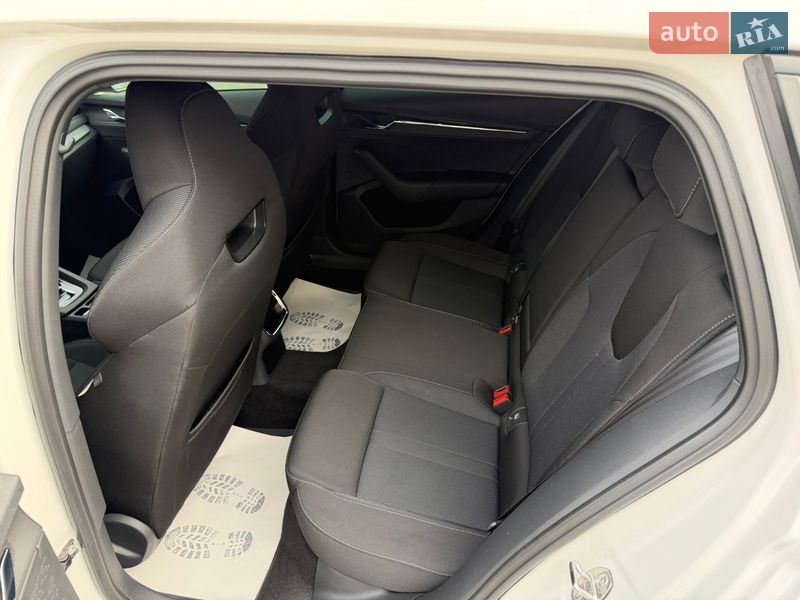 Універсал Skoda Octavia 2021 в Луцьку