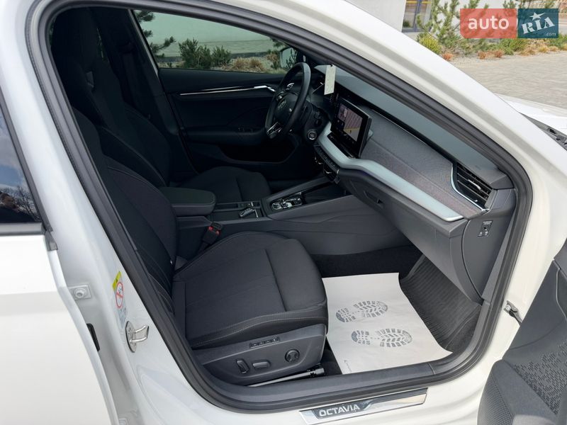 Універсал Skoda Octavia 2021 в Луцьку