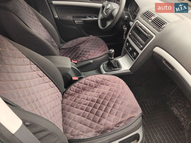 Універсал Skoda Octavia 2010 в Первомайську