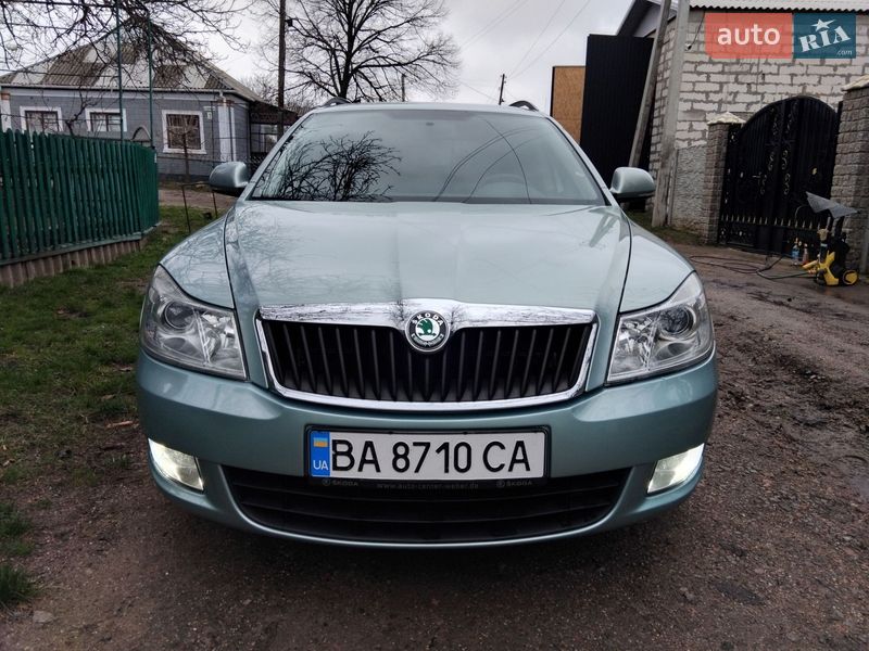 Універсал Skoda Octavia 2010 в Первомайську