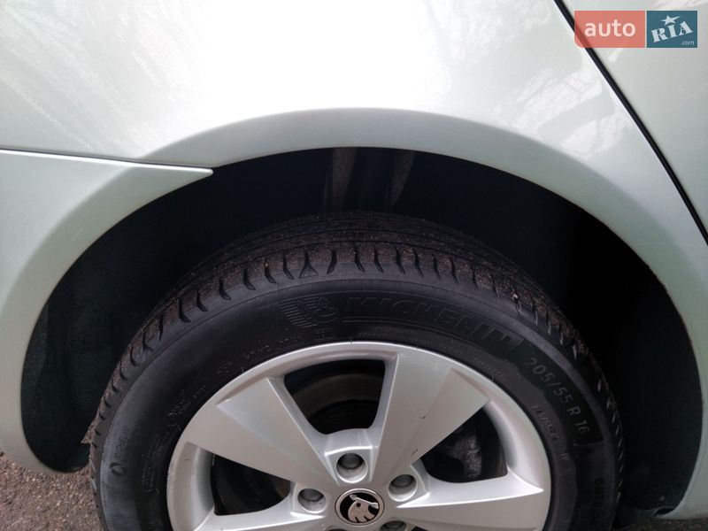 Універсал Skoda Octavia 2010 в Первомайську