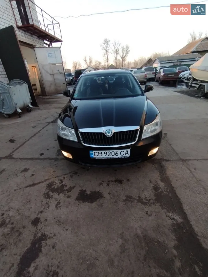2010 Skoda Octavia - мініатюра 12