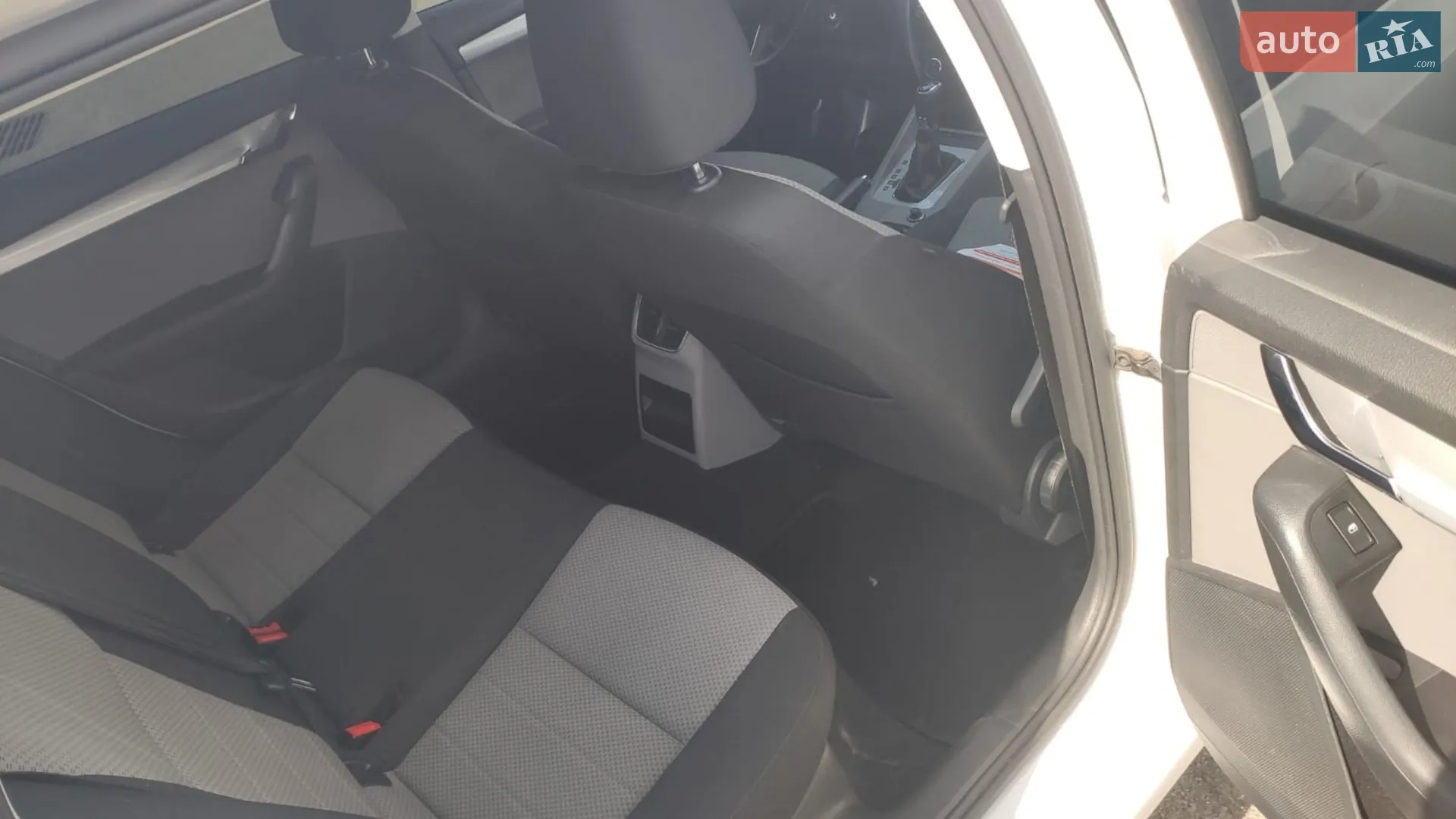 2016 Skoda Octavia - мініатюра 11