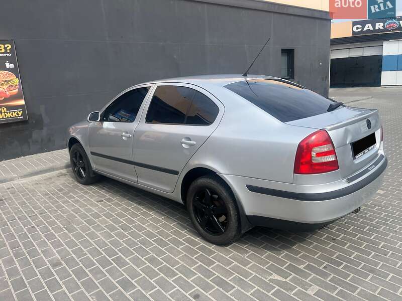 Ліфтбек Skoda Octavia 2008 в Дніпрі