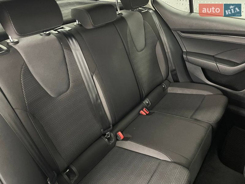 Лифтбек Skoda Octavia 2020 в Киеве фото 35 Лифтбек Skoda Octavia 2020 в Киеве
