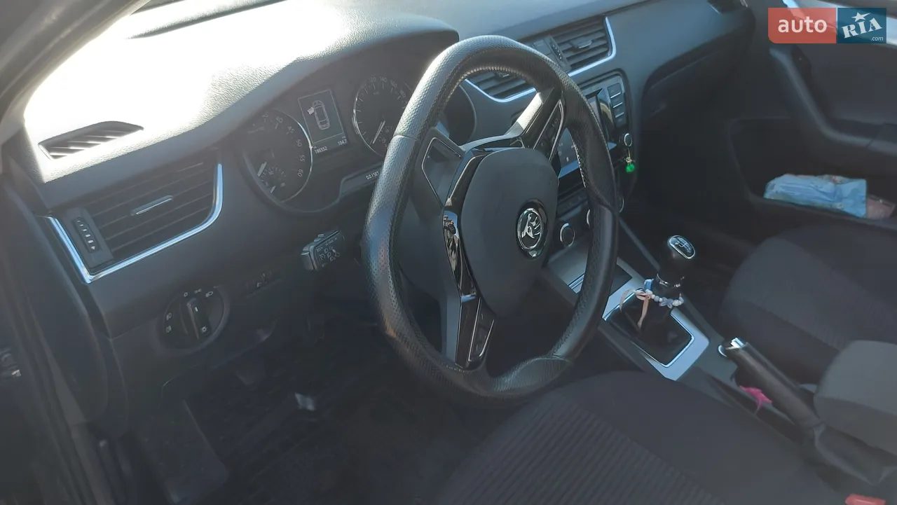2016 Skoda Octavia - мініатюра 41