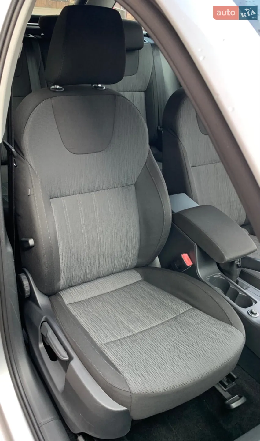 2017 Skoda Octavia - мініатюра 4