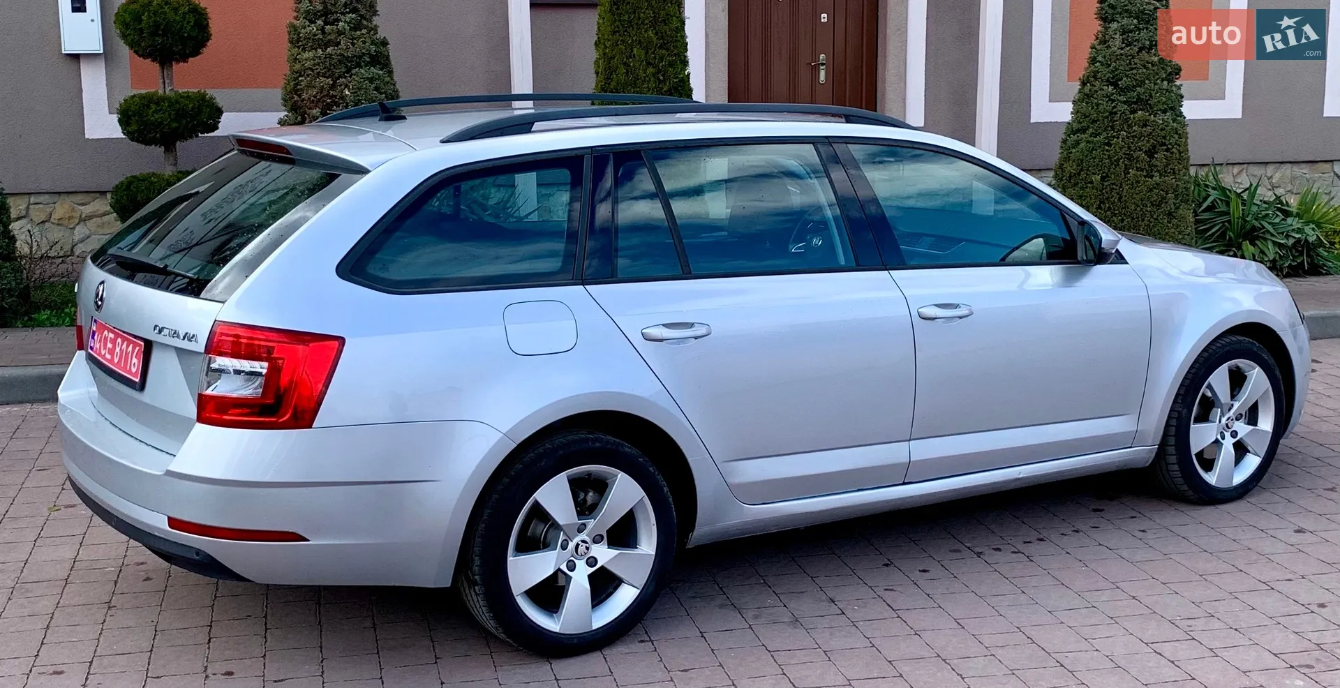 2017 Skoda Octavia - мініатюра 32