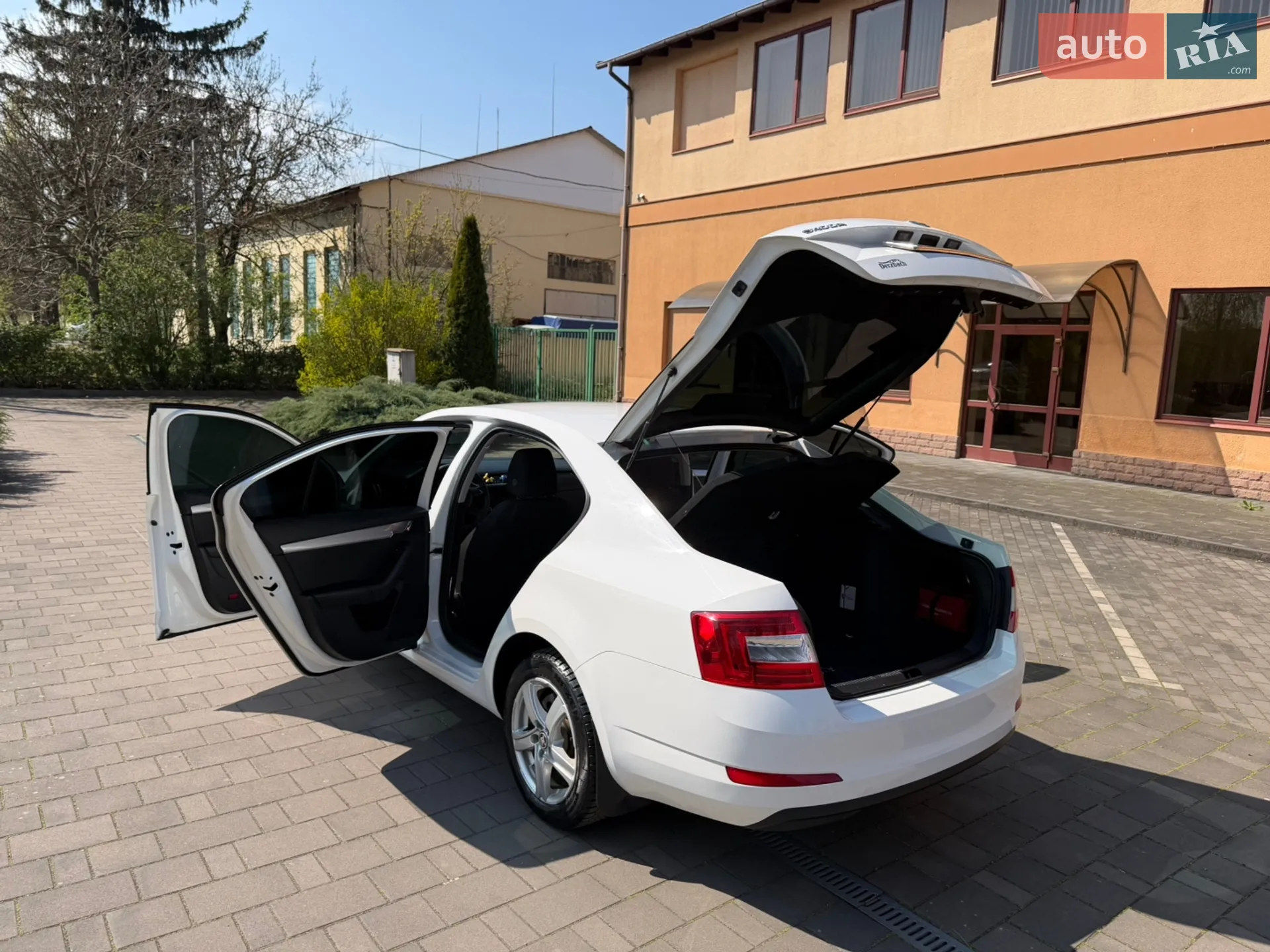 2013 Skoda Octavia - мініатюра 18