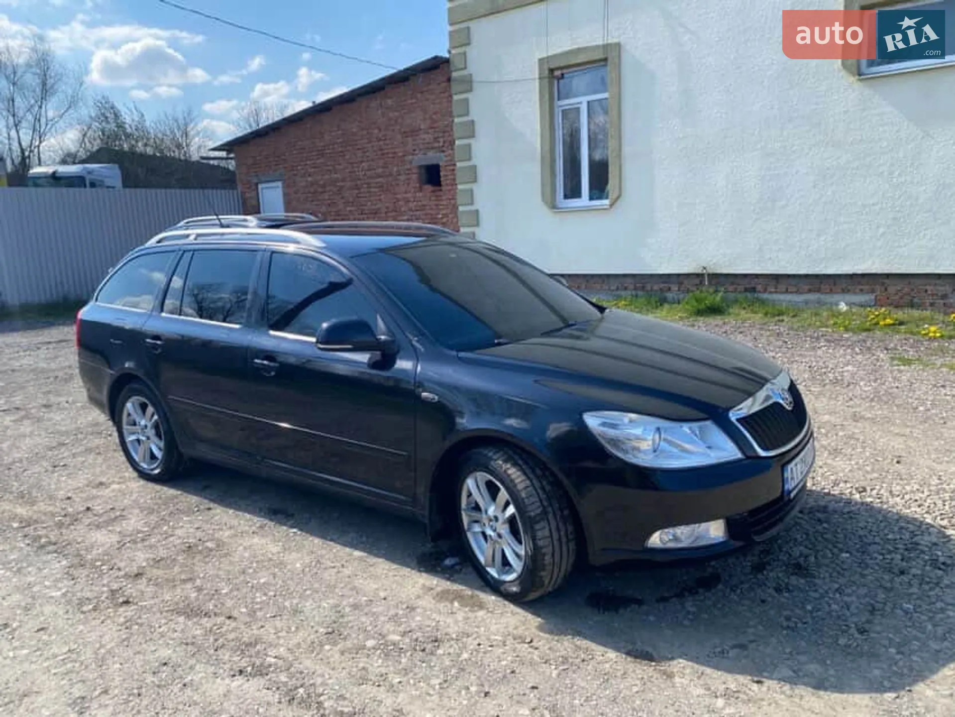 2010 Skoda Octavia - мініатюра 9