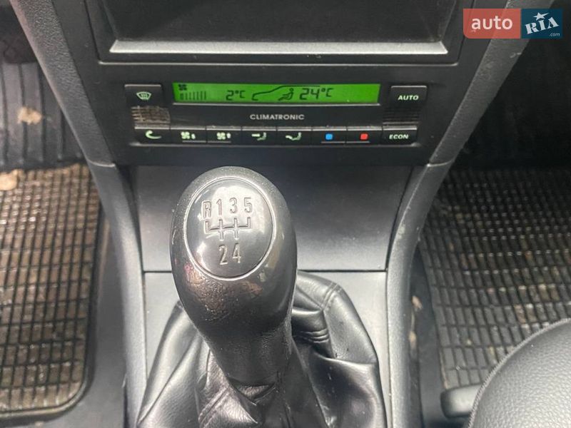 Універсал Skoda Octavia 2008 в Харкові