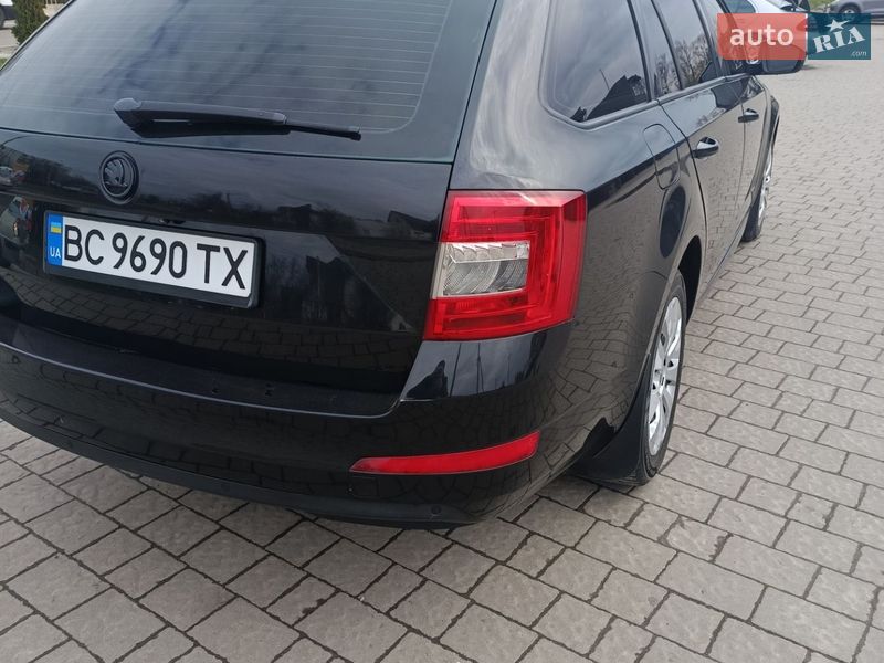 Універсал Skoda Octavia 2016 в Дрогобичі