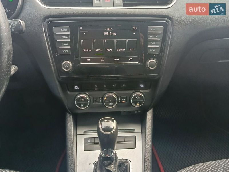 Універсал Skoda Octavia 2016 в Дрогобичі