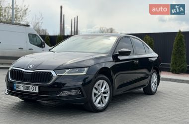 Ліфтбек Skoda Octavia 2021 в Дніпрі