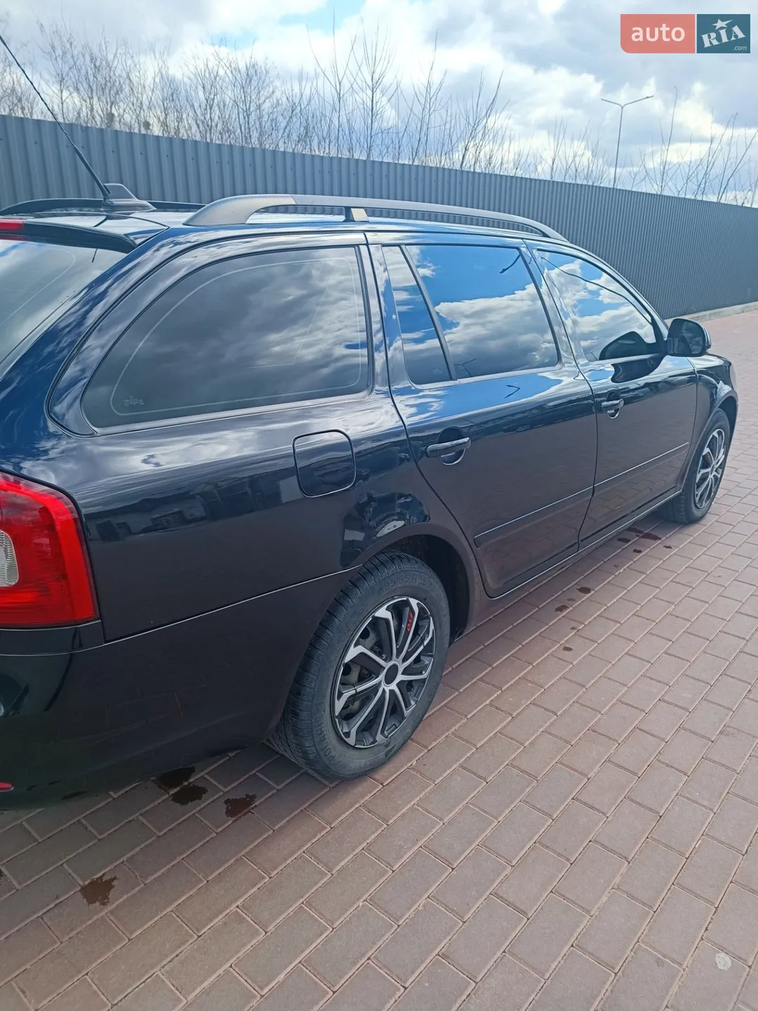 2010 Skoda Octavia - мініатюра 15