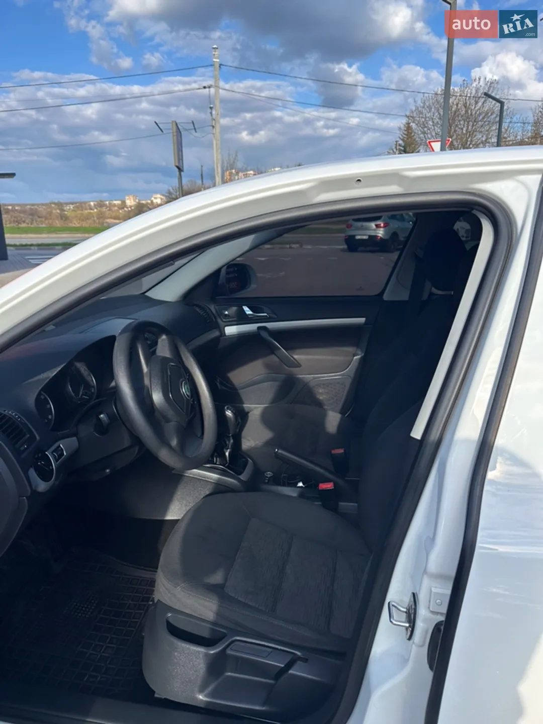 2012 Skoda Octavia - мініатюра 40