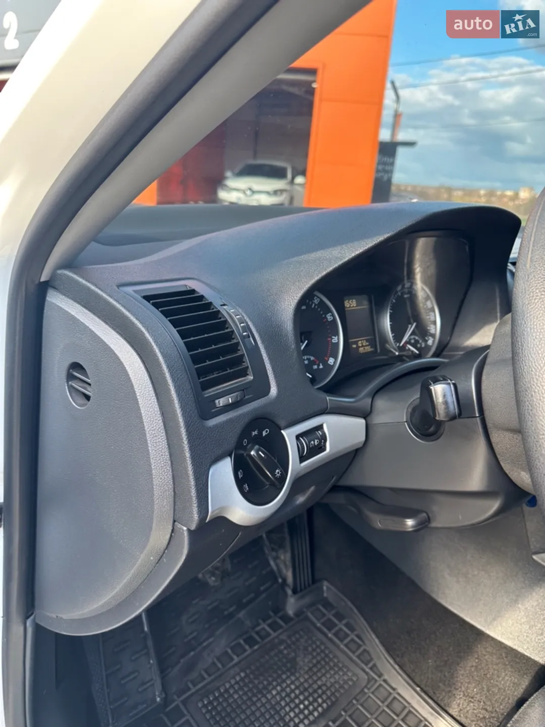 2012 Skoda Octavia - мініатюра 45