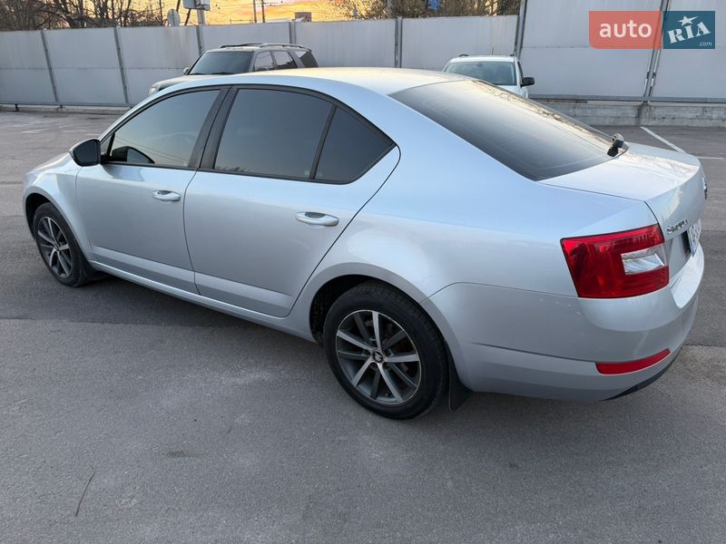 Лифтбек Skoda Octavia 2014 в Киеве