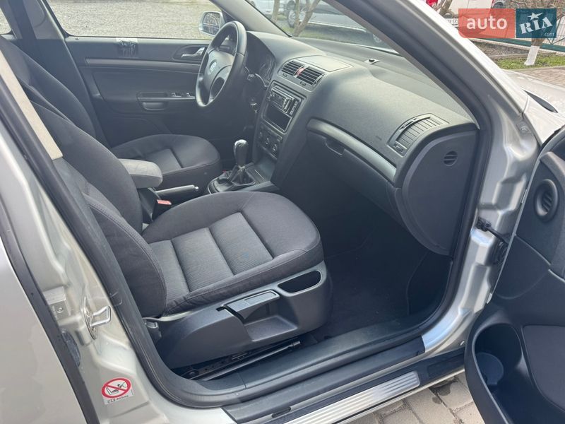 Универсал Skoda Octavia 2005 в Староконстантинове