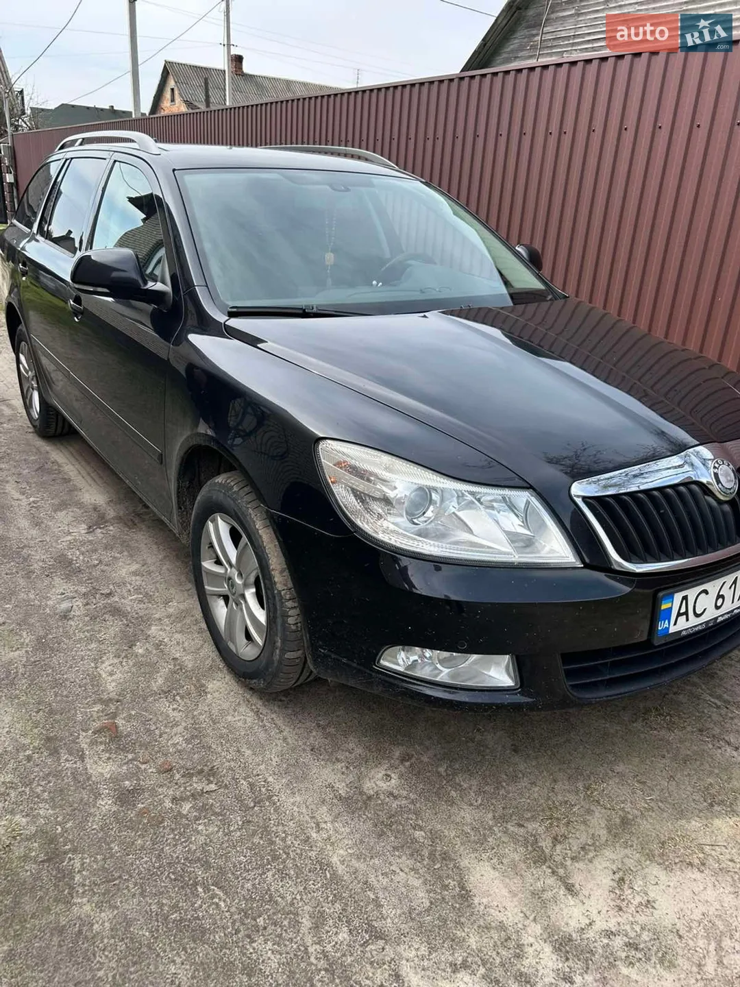 2010 Skoda Octavia - мініатюра 2