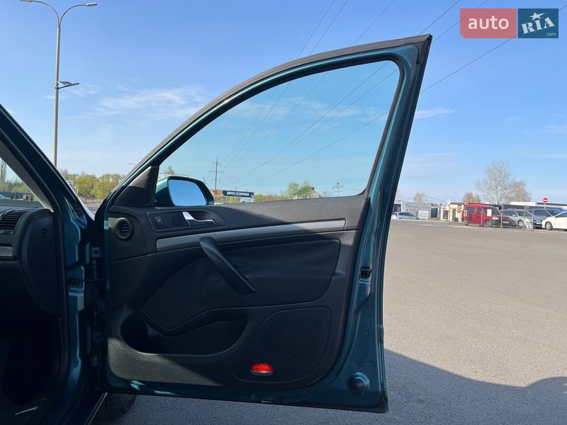 Універсал Skoda Octavia 2005 в Луцьку