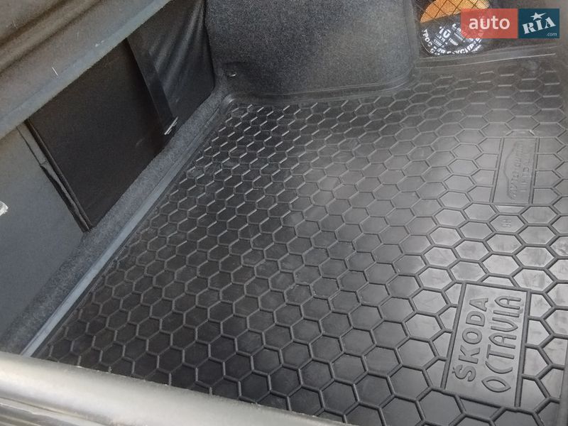 Лифтбек Skoda Octavia 2007 в Южноукраинске фото 9 Лифтбек Skoda Octavia 2007 в Южноукраинске