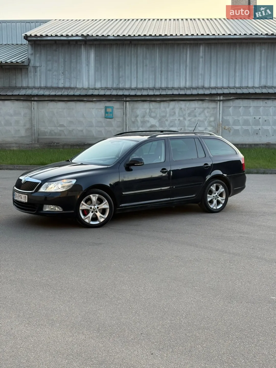 2010 Skoda Octavia - мініатюра 3