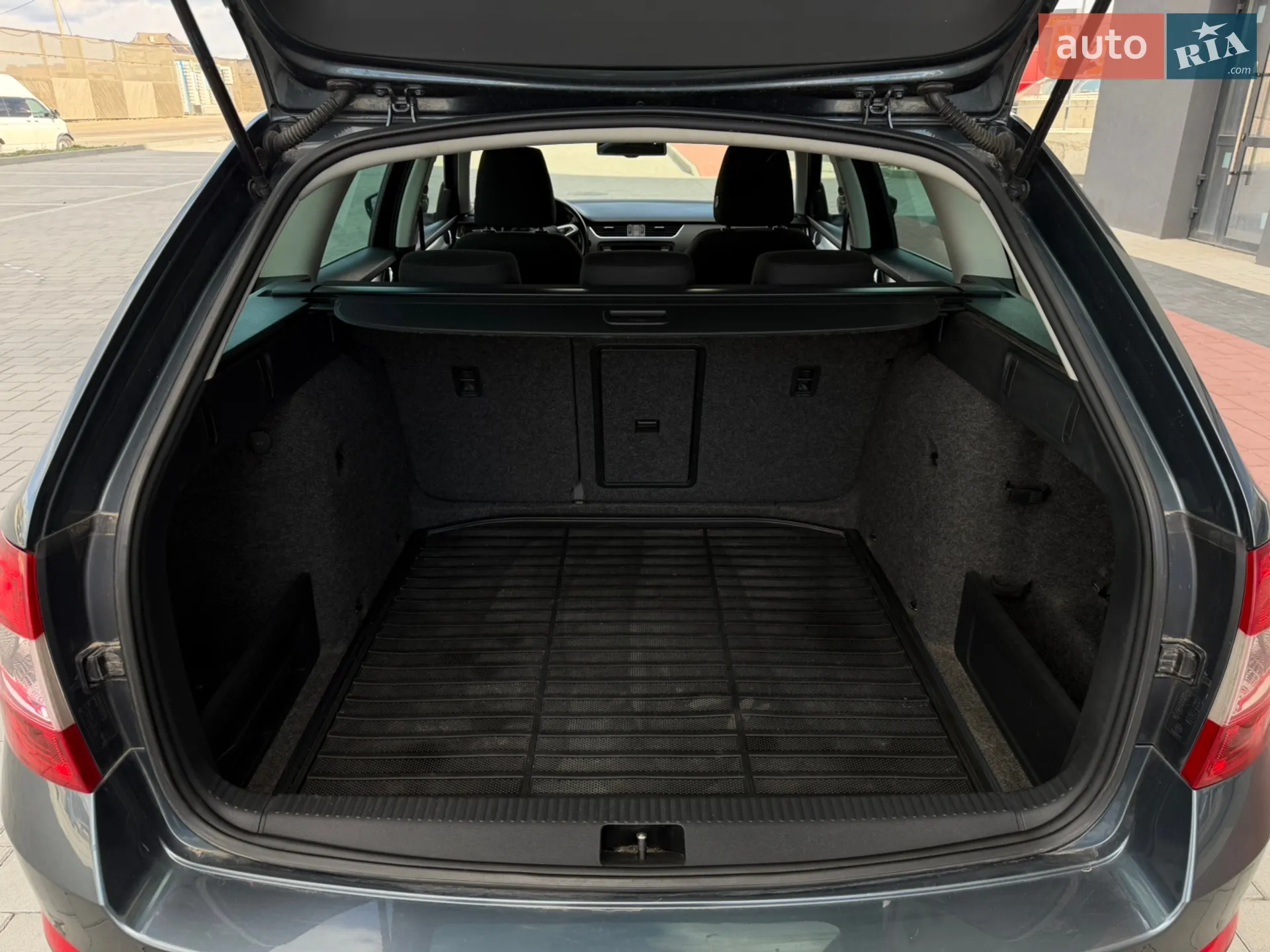 2015 Skoda Octavia - мініатюра 23