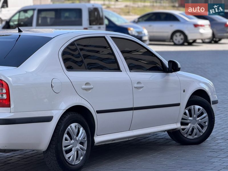 Лифтбек Skoda Octavia 2010 в Днепре