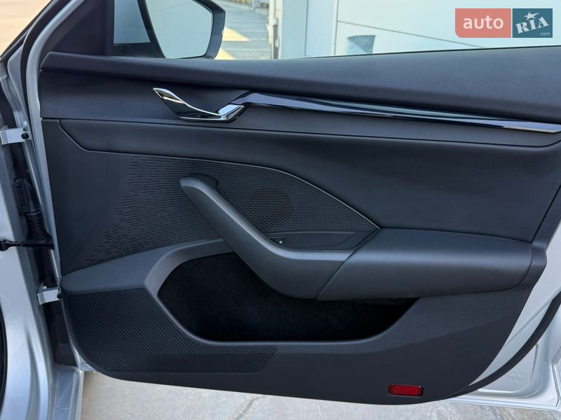 Универсал Skoda Octavia 2022 в Киеве фото 68 Универсал Skoda Octavia 2022 в Киеве