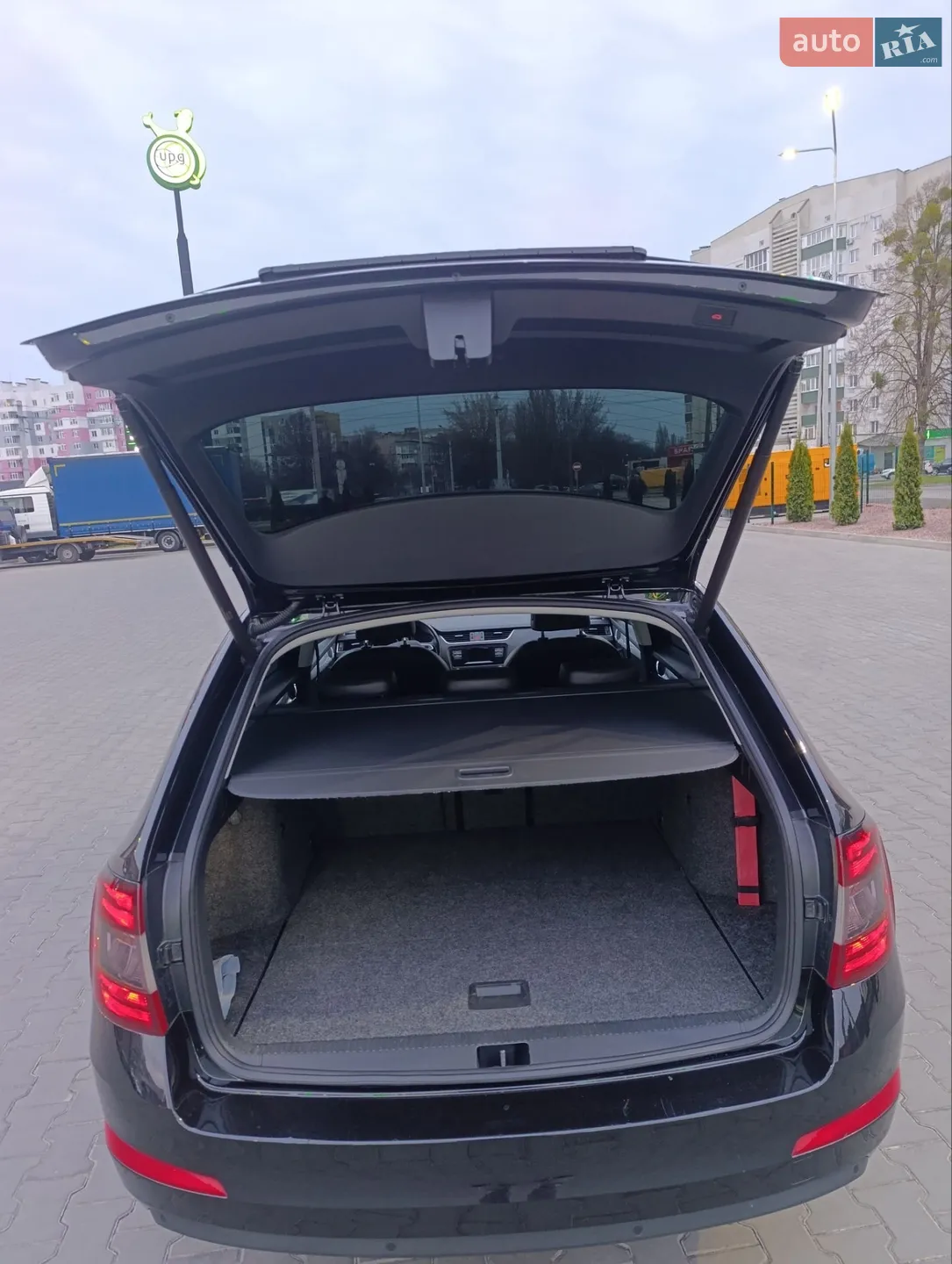 2016 Skoda Octavia - мініатюра 20
