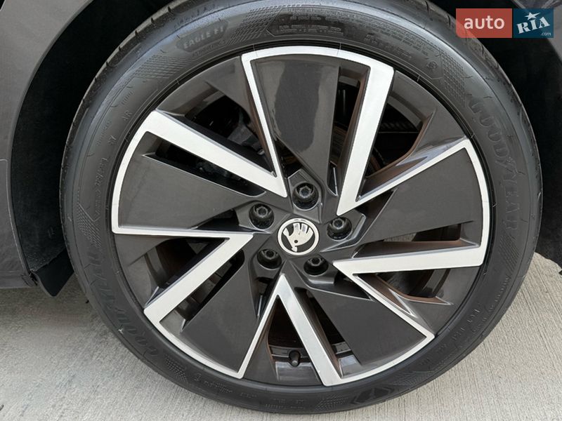 Универсал Skoda Octavia 2021 в Луцке