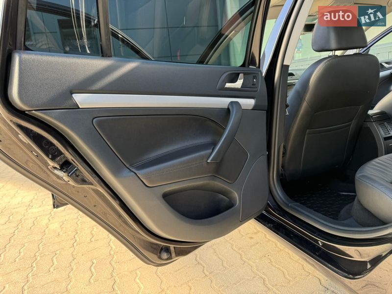 Универсал Skoda Octavia 2011 в Дрогобыче