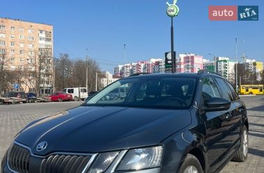 Універсал Skoda Octavia 2018 в Луцьку