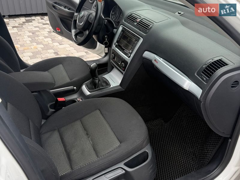 Универсал Skoda Octavia 2010 в Гадяче фото 7 Универсал Skoda Octavia 2010 в Гадяче