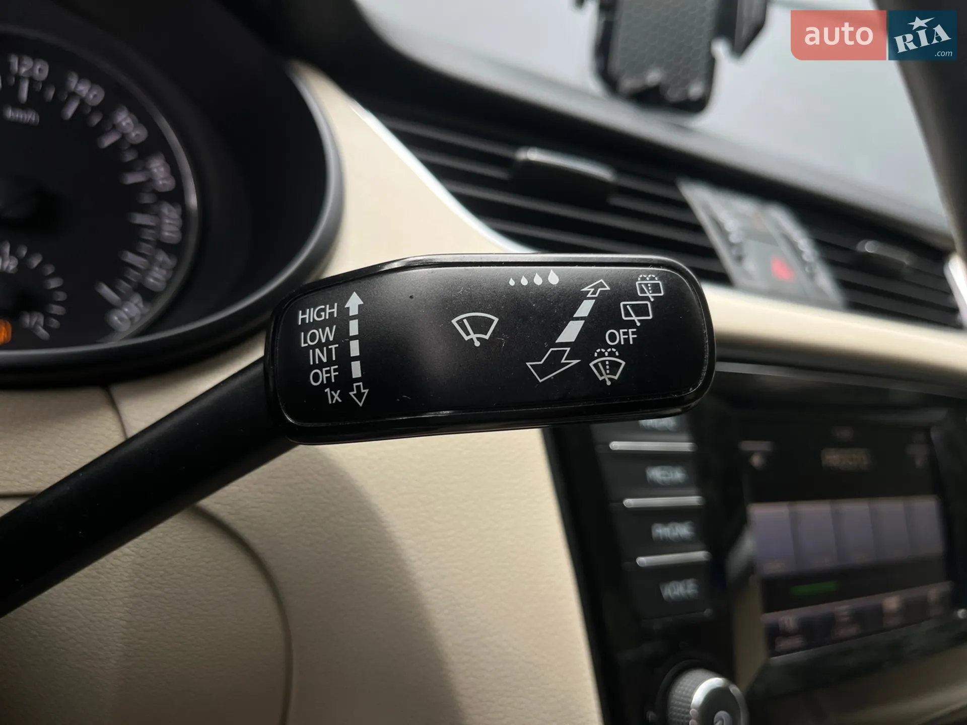 2015 Skoda Octavia - мініатюра 19