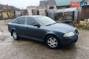 Лифтбек Skoda Octavia 2004 в Борщеве