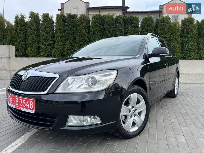 Универсал Skoda Octavia 2012 в Ровно