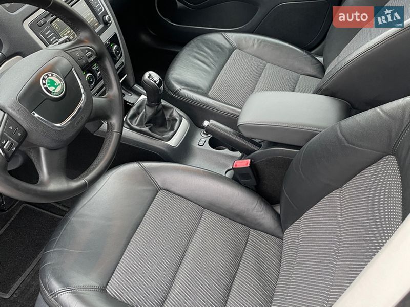 Универсал Skoda Octavia 2012 в Ровно