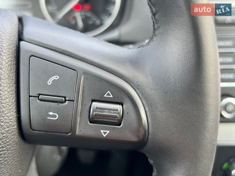 Универсал Skoda Octavia 2012 в Ровно