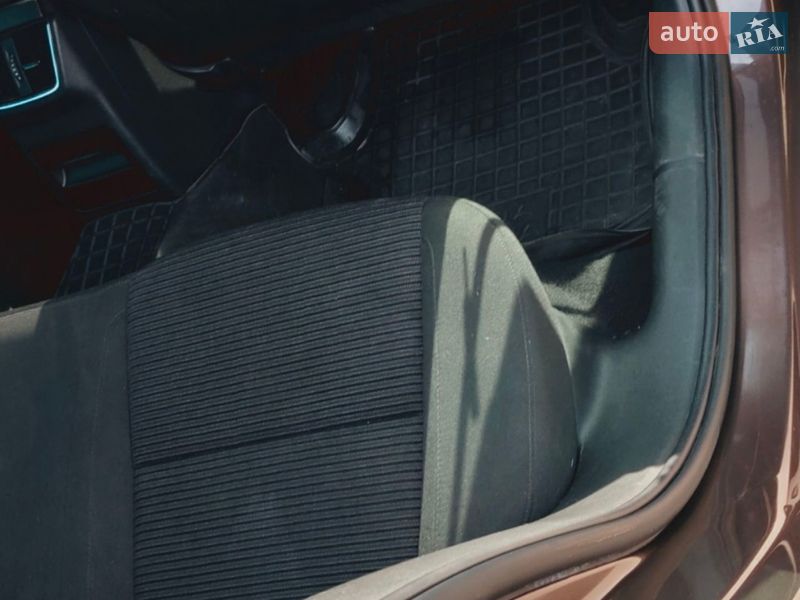 Універсал Skoda Octavia 2014 в Ромнах