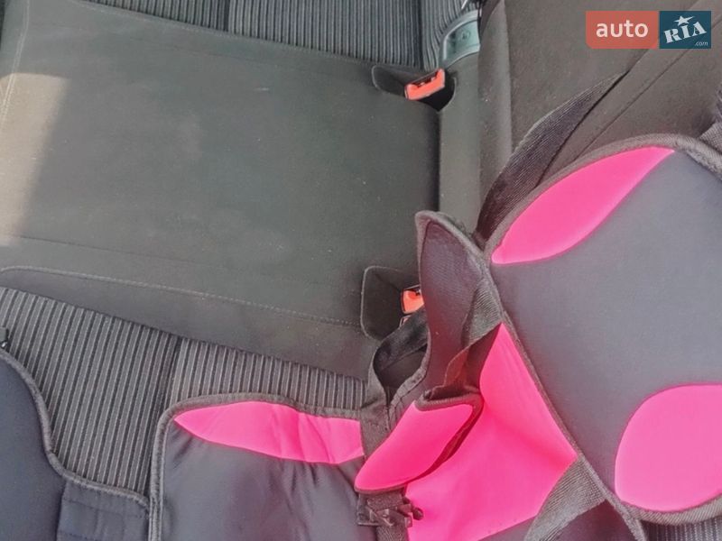 Універсал Skoda Octavia 2014 в Ромнах