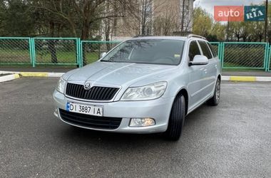 Универсал Skoda Octavia 2012 в Брусилове