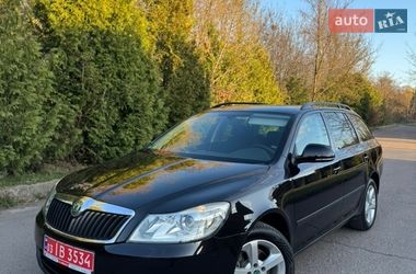Универсал Skoda Octavia 2013 в Ровно