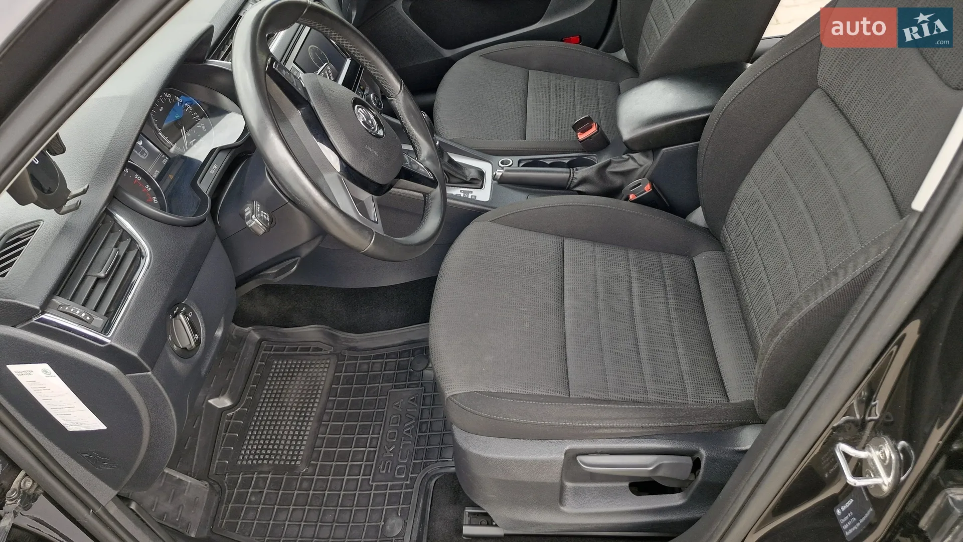 2017 Skoda Octavia - мініатюра 12
